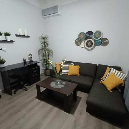 Helena'S House Apartment Ermoupoli Bagian luar foto